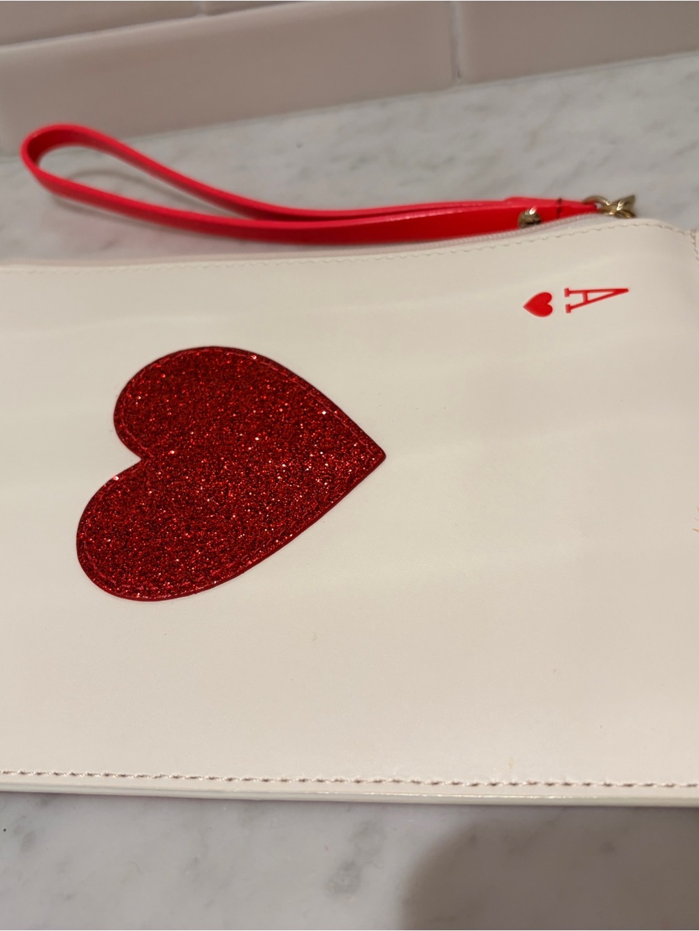 kate spade White & Red Ace of Hearts Wristlet - Picture 8 of 9